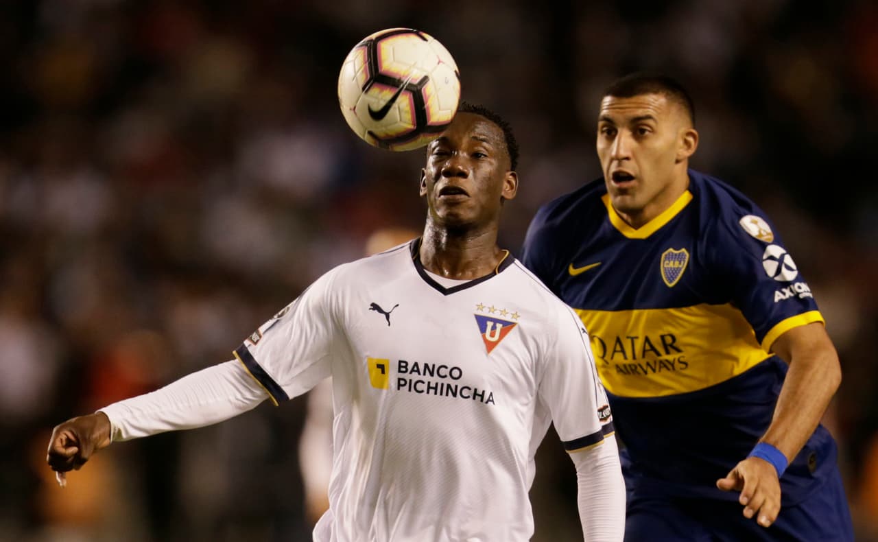 Emanuel Reynoso hizo el 2-0 para Boca y al minuto 81 Caicedo metió el autogol del 3-0 final de la ida.