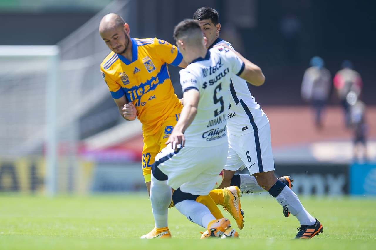 Los Tigres de la UANL y los Pumas de la UNAM no se hacen daño durante la Jornada 15 de la Liga MX. Durante el encuentro que se llevo a cabo en el Olímpico Universitario, el VAR fue el protagonista del partido, pues anuló goles para ambas escuadras y reparten puntos.
