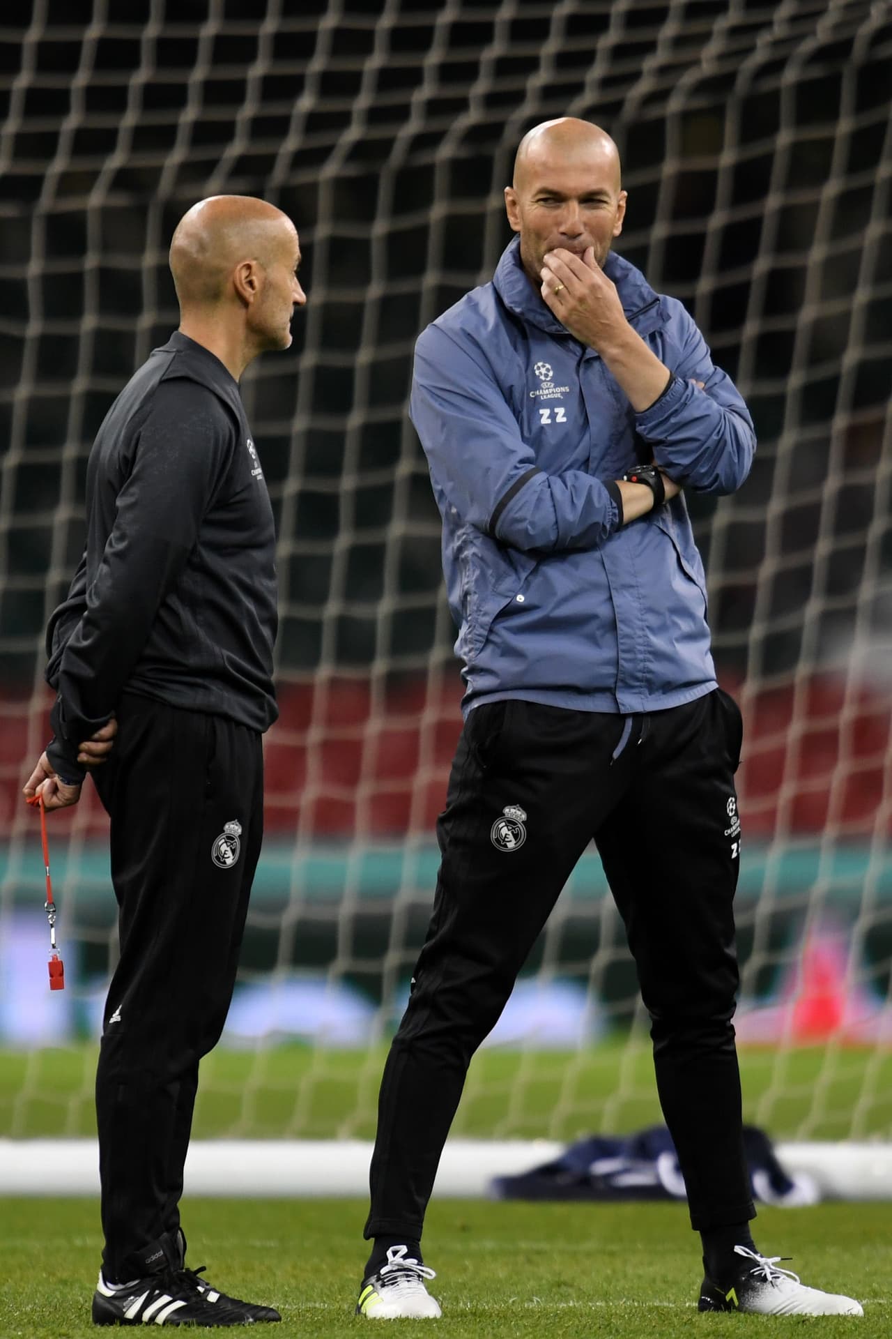 Zidane fue asistente de Carlo Ancelotti en la 'Décima' y ha recurrido a sus eficaces tácticas: el 4-3-3 y el 4-4-2.