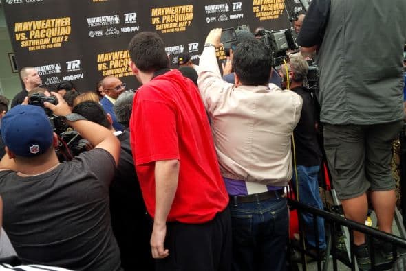 Más de 700 reporteros estuvieron en la conferencia de Manny Pacquiao y Floyd Mayweather Jr., denominada la "Pelea d‎el Siglo".