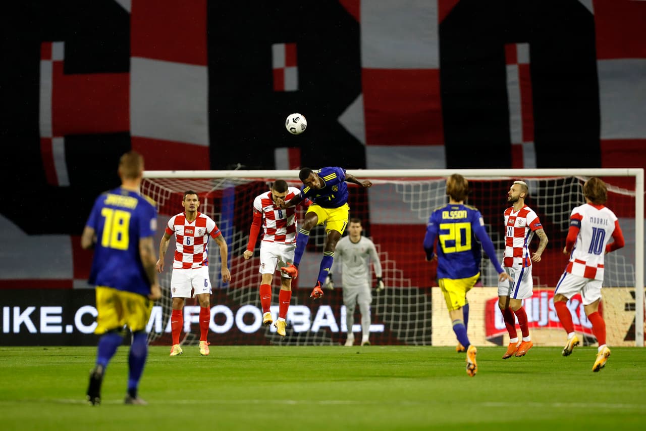 Croacia se recupera después de dos derrotas en la UEFA Nations League y vence a Suecia 2-1. Los goles croatas fueron por parte de Vlasić al 31 y de Kramaric al 84. Por parte de los suecos, Berg descontó al minuto 66.