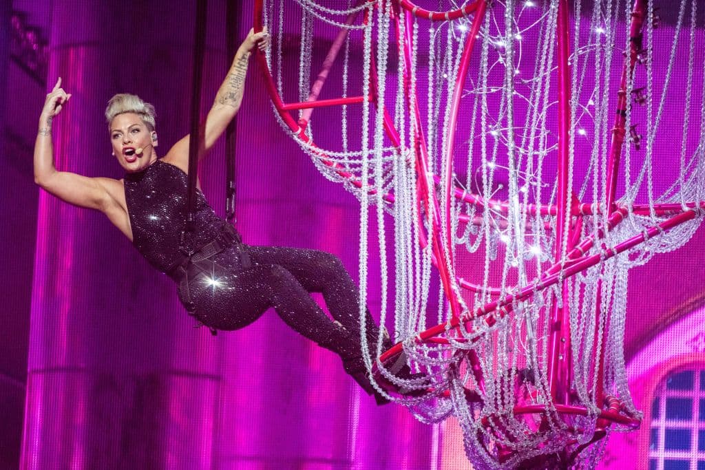 P!nk sería la artista más joven en recibir este reconocimiento.