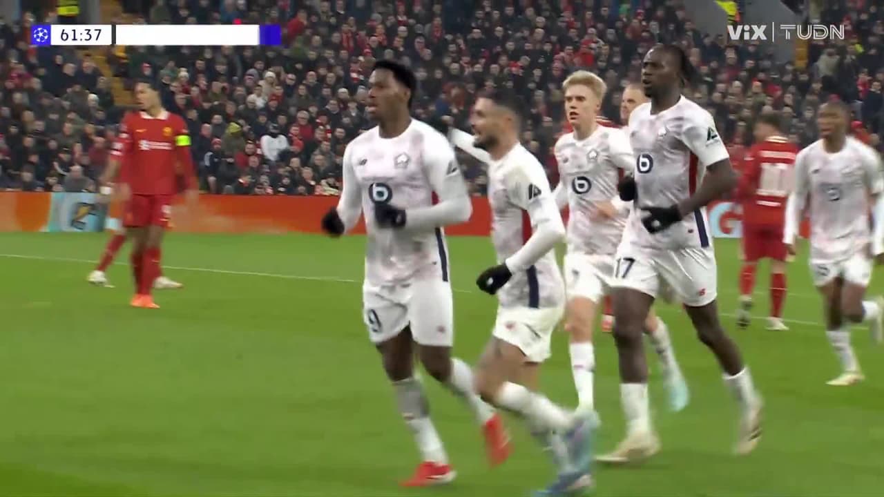 ¡Orgullo canadiense! Jonathan David anota el 1-1 y silencia Anfield