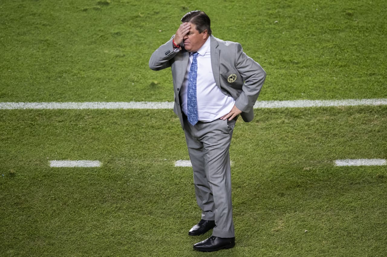 Miguel Herrera lamenta las oportunidades desperdiciadas de su equipo.