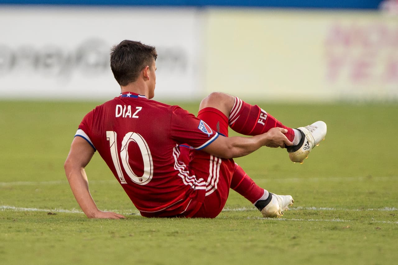 Cuando se pensaba que FC Dallas podría ganar tres títulos en una sola temporada, algo nunca hecho en la MLS, ocurrió la desafortunada lesión de Mauro Díaz, quien no puedo jugar los playoffs con su equipo.