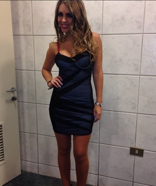 Maura es una candente chilena que es pareja del jugador del Sport Recife, Mark González. Ambos son conocidos como los Beckham chilenos.