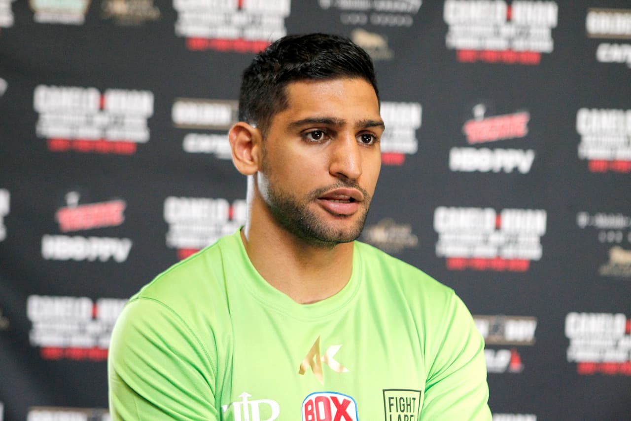 El británico Amir Khan prepara armas para enfrentar y derrocar a Saúl 'Canelo' Álvarez como monarca mundial medio CMB.