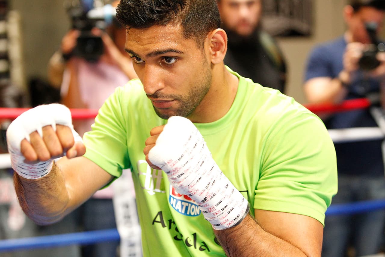 El británico Amir Khan prepara armas para enfrentar y derrocar a Saúl 'Canelo' Álvarez como monarca mundial medio CMB.