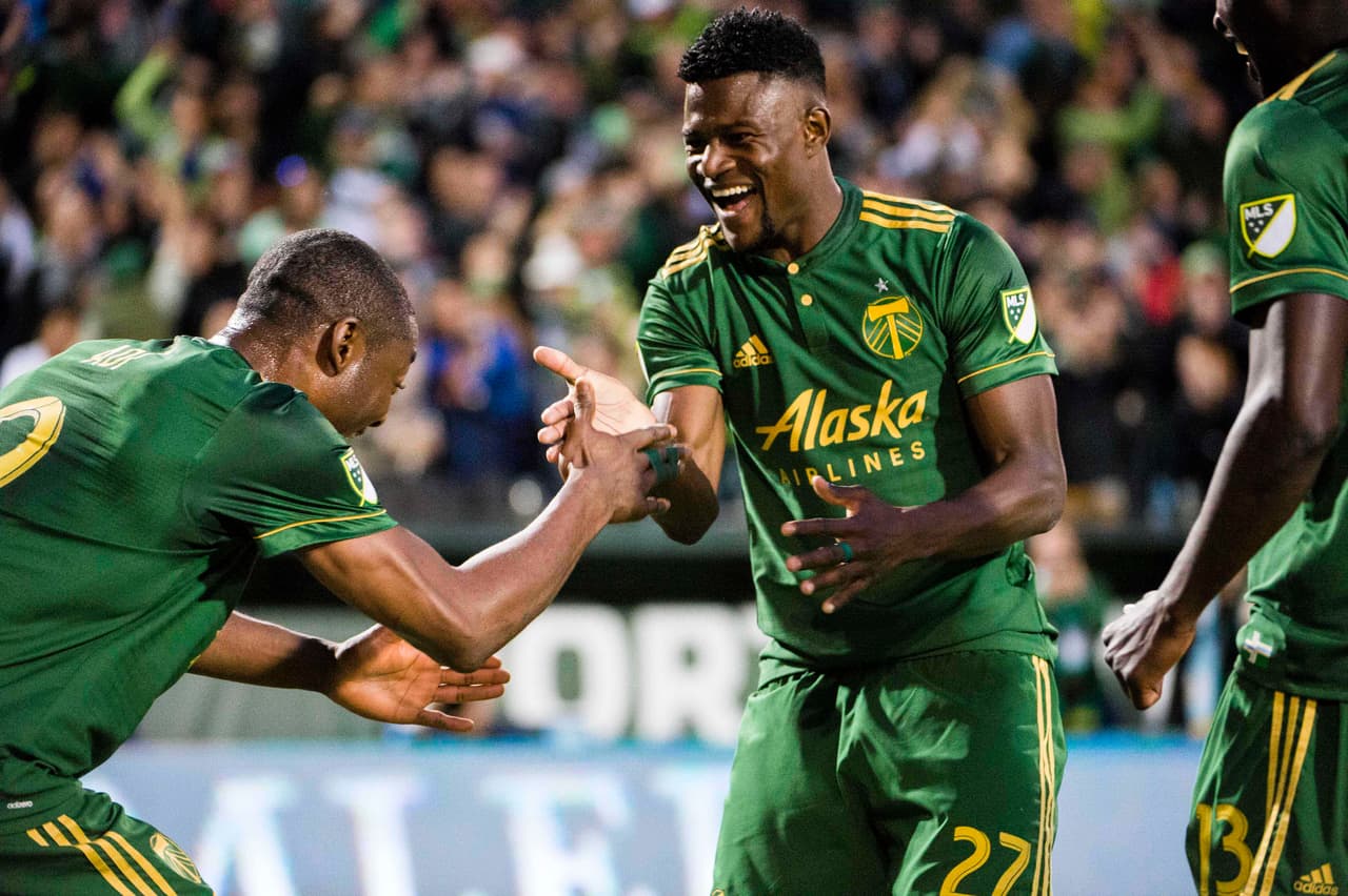 El colombiano Dairon Asprilla también aportó un pase gol en el buen triunfo de 'los Leñadores' ante el cuadro texano. (USA Today Images)