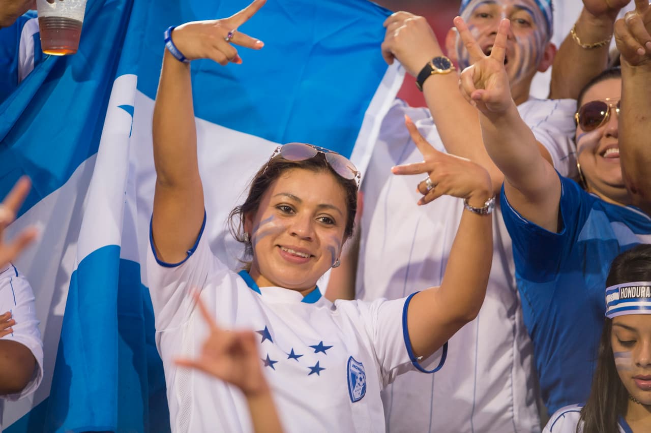 La creatividad y la pasión de los aficionados al fútbol es infinita cuando de apoyar a tu selección se trata.