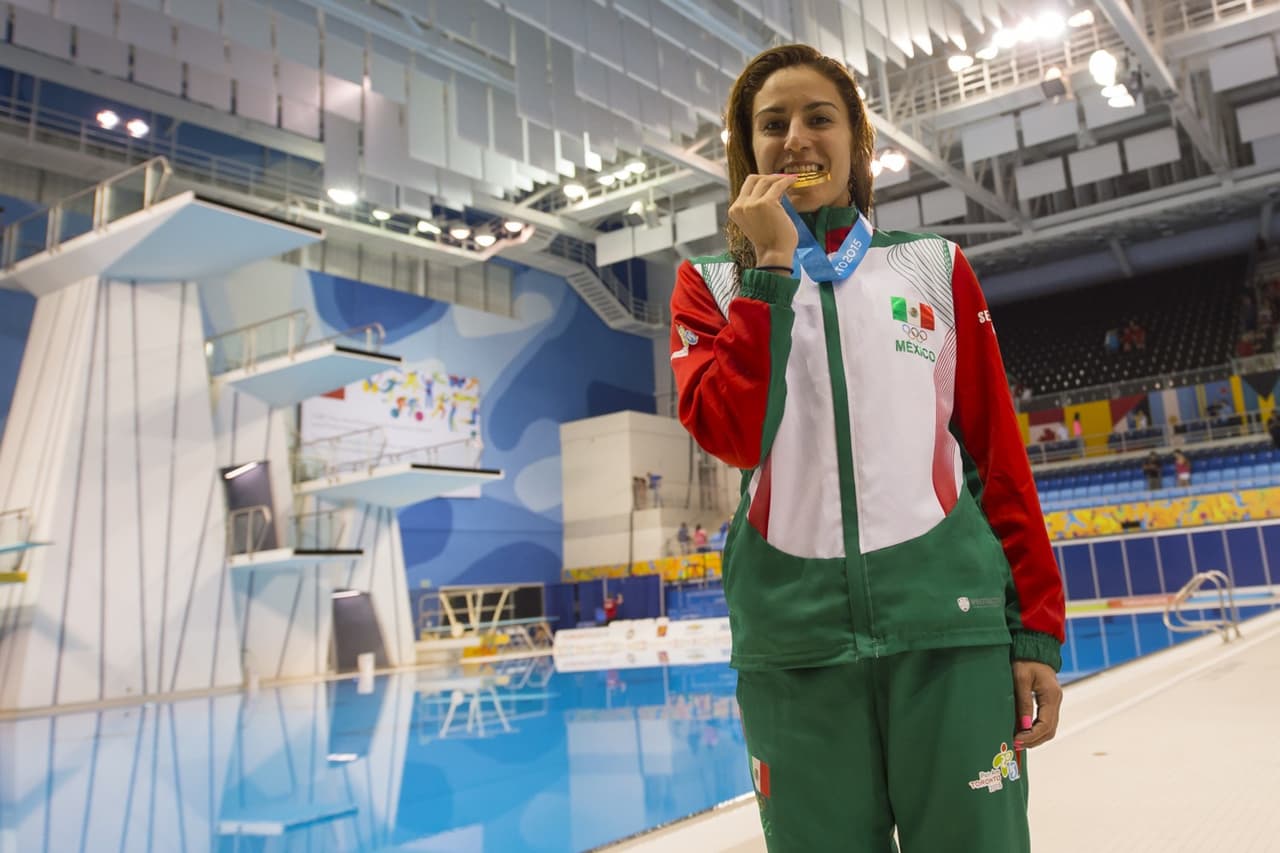 Paola Espinosa ganó 15 medallas en Juegos Panamericanos.