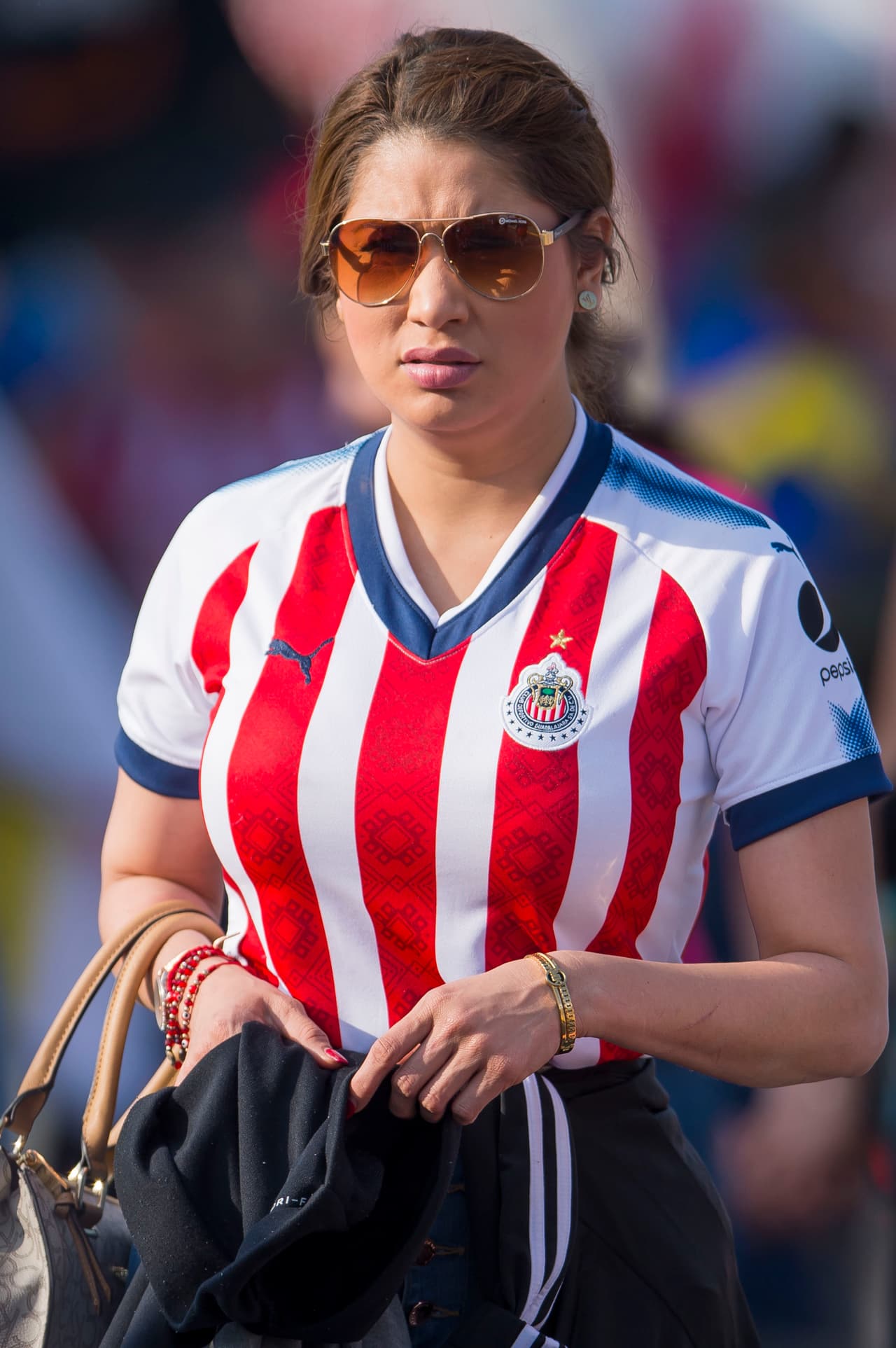 El Clásico Nacional entre las Chivas de Guadalajara y las Águilas del América en el Clausura 2018 de la Liga MX da muestras del colorido, respeto y buen ambiente entre dos rivales tradicionales en el fútbol mexicano.