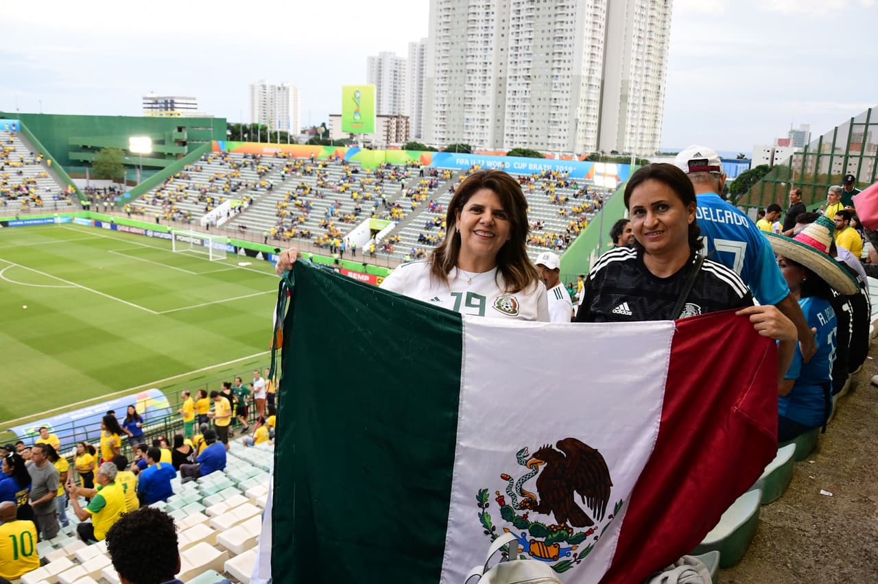 Gran ambiente en el estadio Walmir Campelo Bezerra para la final del Mundial Sub-17 entre Brasil y México.