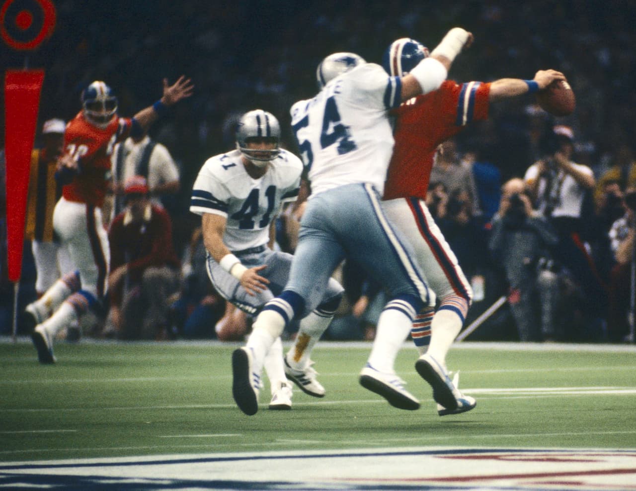 Tackle defensivo - Randy White (Dallas Cowboys) [Super Bowls X (Perdedor), XII (Ganador-MVP), XIII (Perdedor)]
