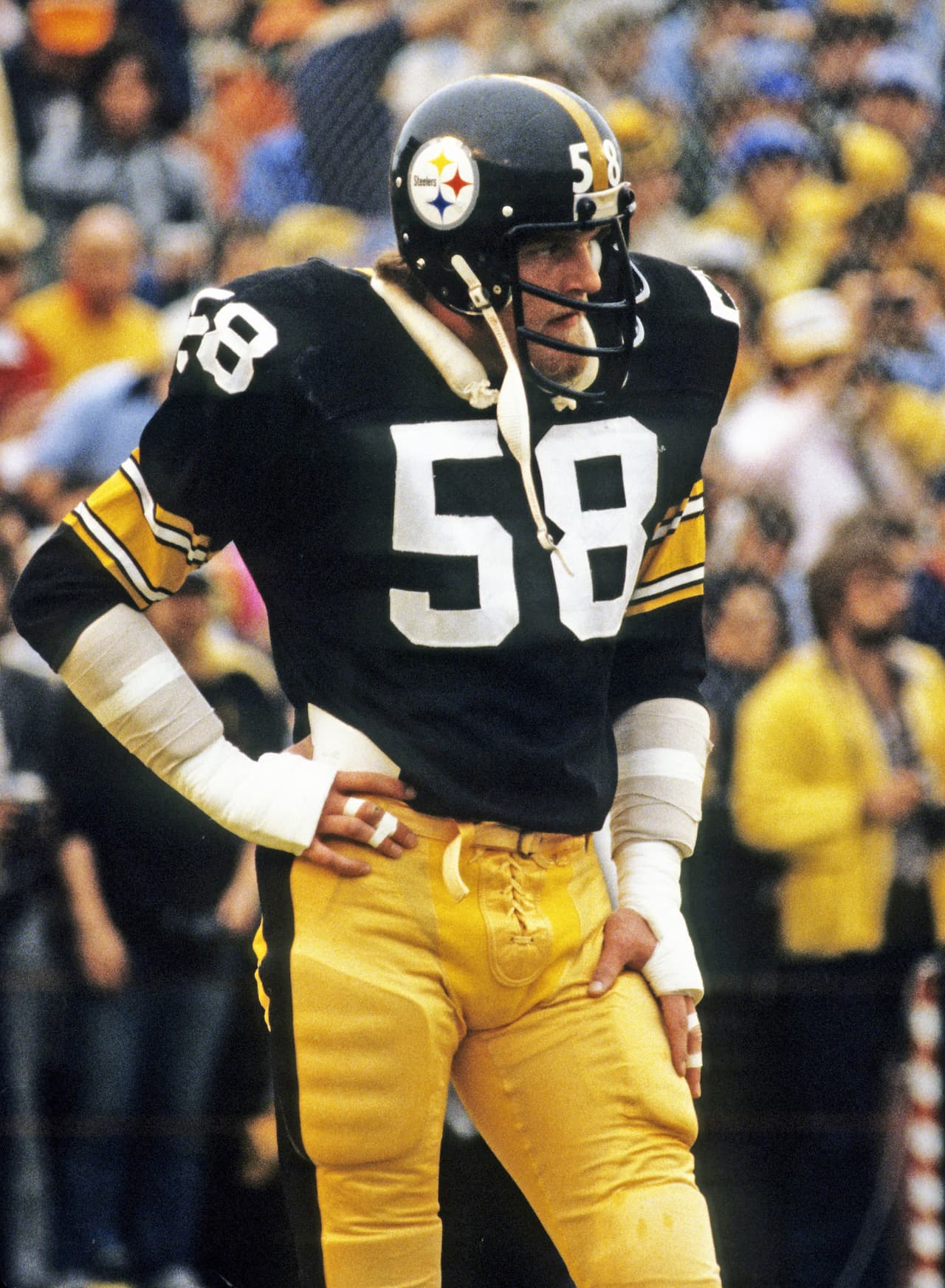 Linebacker interno - Jack Lambert (Pittsburgh Steelers) [Super Bowls IX (Ganador), X (Ganador), XIII (Ganador), XIV (Ganador)]