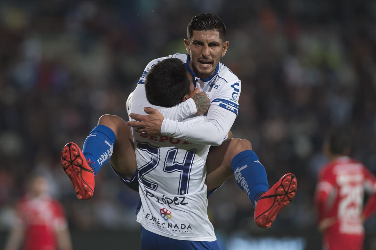 Pachuca no asegura continuidad de Víctor Guzmán