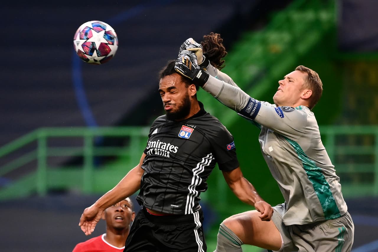 Los ataques del conjunto francés conseguían inquietar el arco de Neuer.