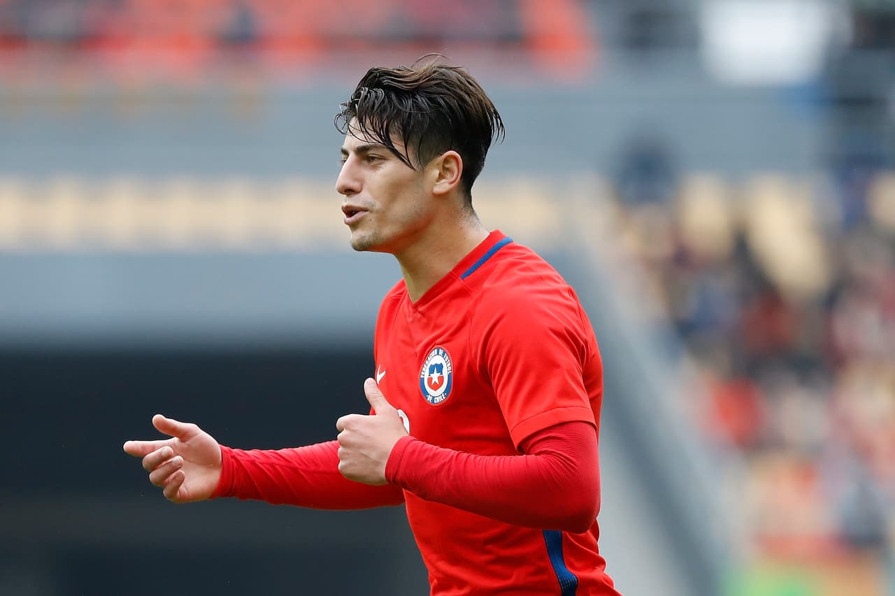 NANNING, CHINA - JANUARY 15: Angelo Sagal #9 of Chile celebrates a goal during the final match of 2017 Gree China Cup International Football Championship between Chile and Iceland at Guangxi Sports Center on January 15, 2017 in Nanning, China. (Photo by Lintao Zhang/Getty Images)