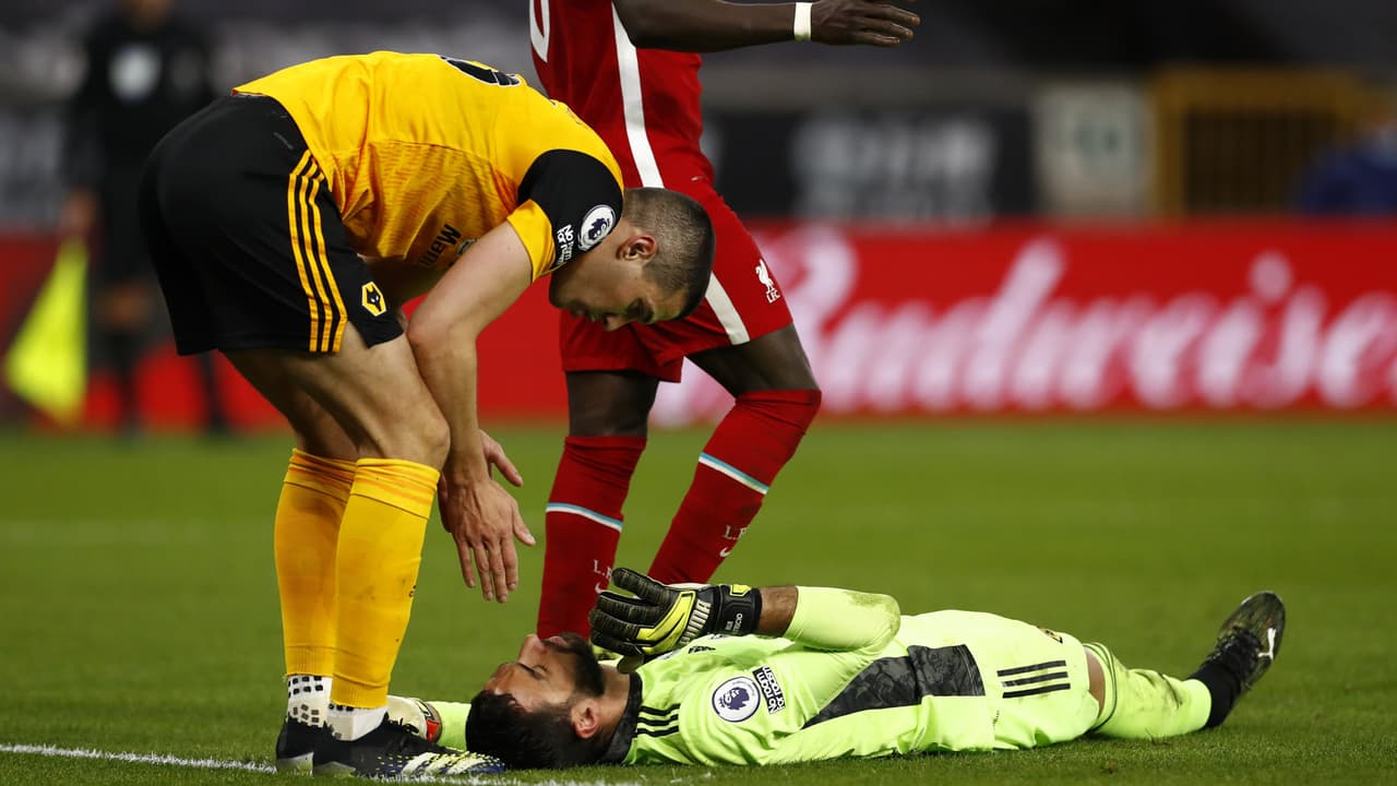 Nuno asegura que Rui Patricio "está bien" tras golpazo en la cabeza