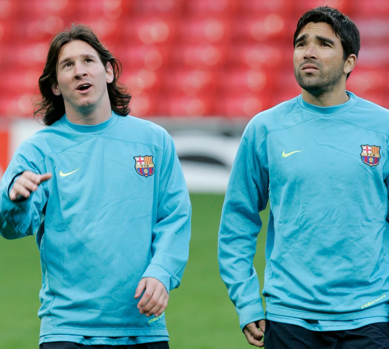 Lo hizo tras entrar de cambio al minuto 82 por Deco, ante el Espanyol en el derbi catalán.