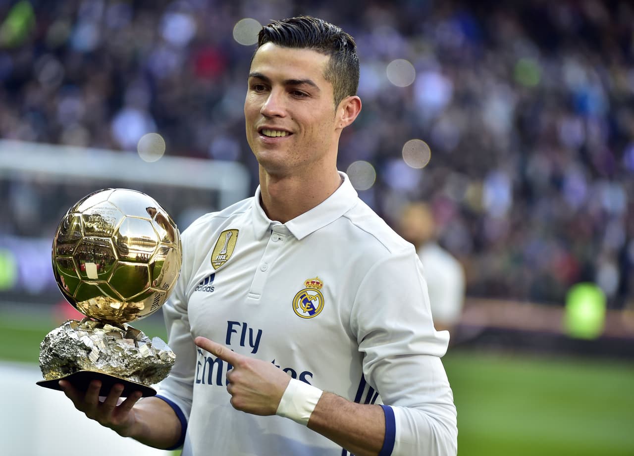 Cristiano dedica el Balón de Oro a la afición