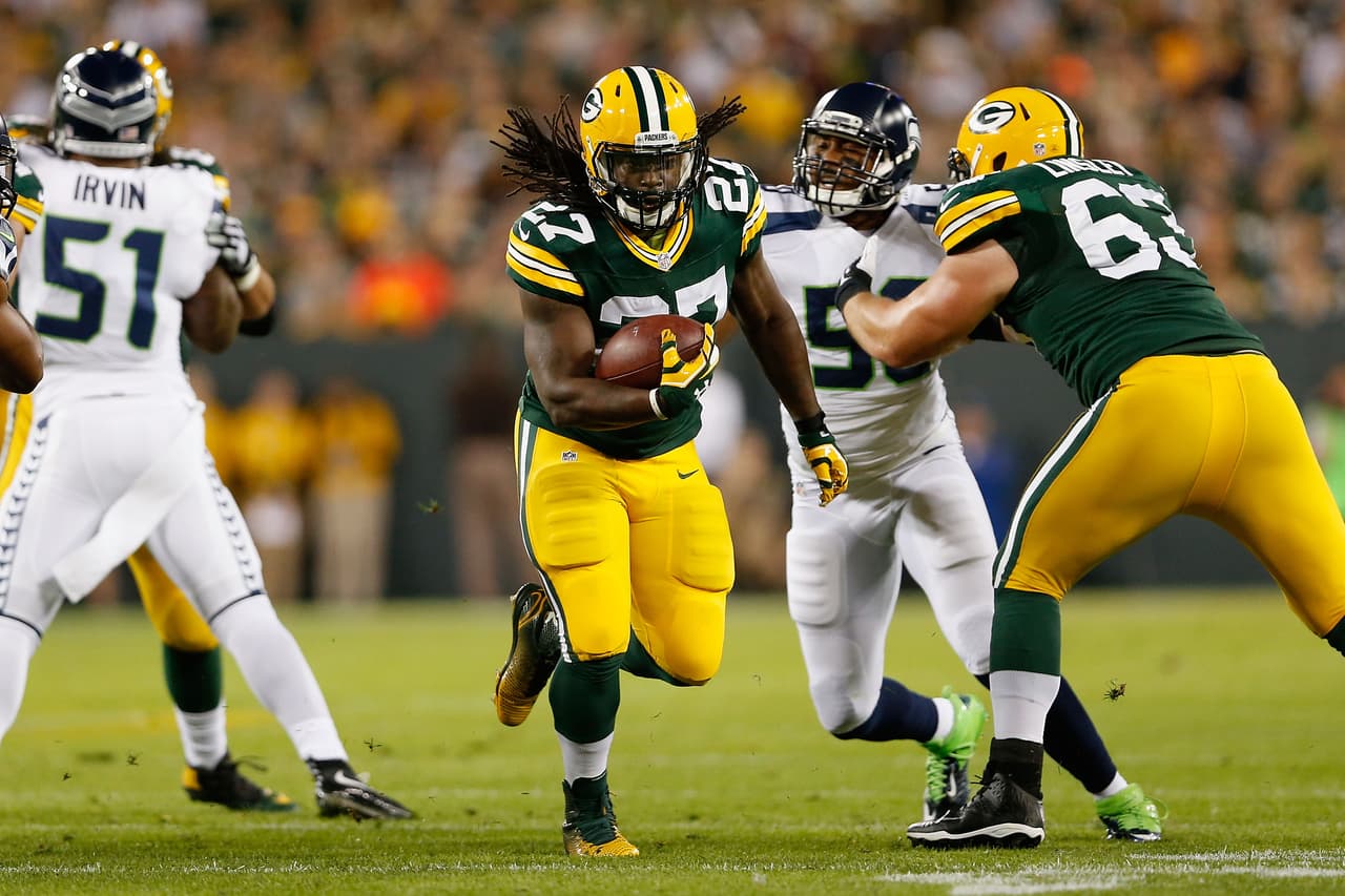 GREEN BAY, WI - SEPTEMBER 20: Running back Eddie Lacy #27 of the Green Bay Packers rushes the football against the Seattle Seahawks during the NFL game at Lambeau Field on September 20, 2015 in Green Bay, Wisconsin. The Packers defeated the Seahawks 27-17. (Photo by Christian Petersen/Getty Images)