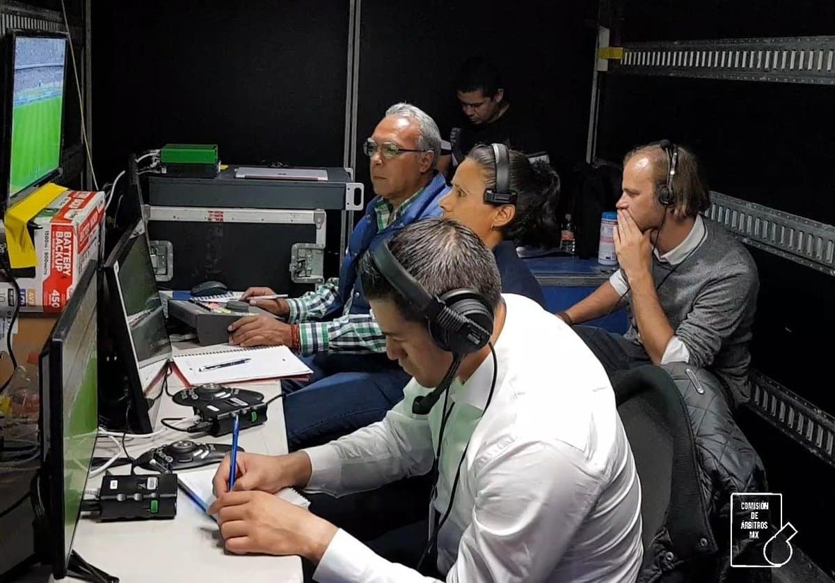 El VAR apareció en CU, pero solo como prueba