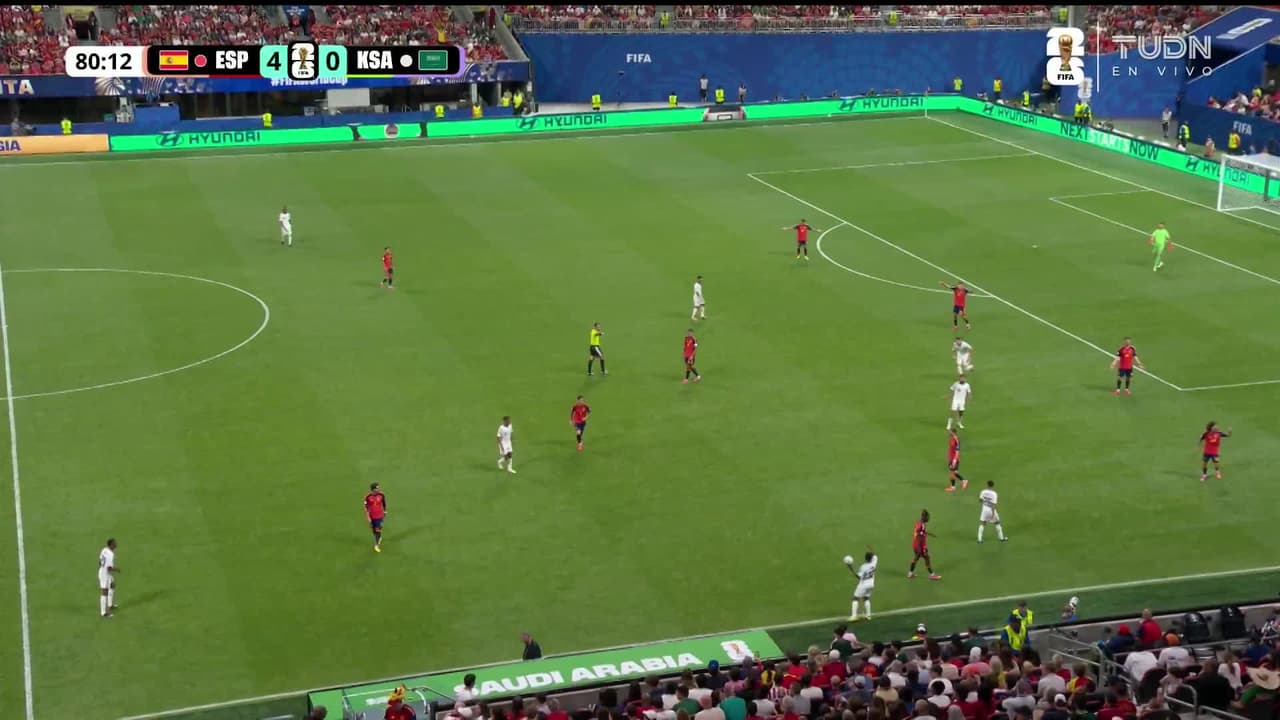 ¡TIRO ATAJADO! disparo por Abdullah Al Hamddan.
