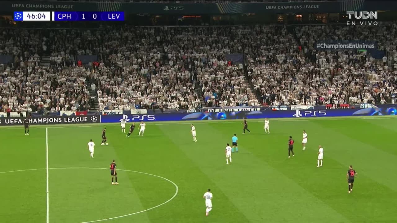 ¡TIRO ATAJADO! disparo por Jordan Larsson.