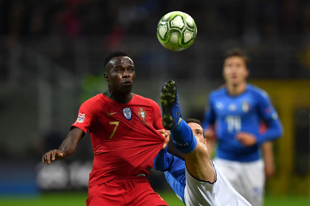 Sin Cristiano Ronaldo y con una base de jugadores jovenes, Portugal ganó el Grupo 3 de la Liga A al sumar siete puntos sobre cinco de Italia que ya no tiene más partidos por jugar.