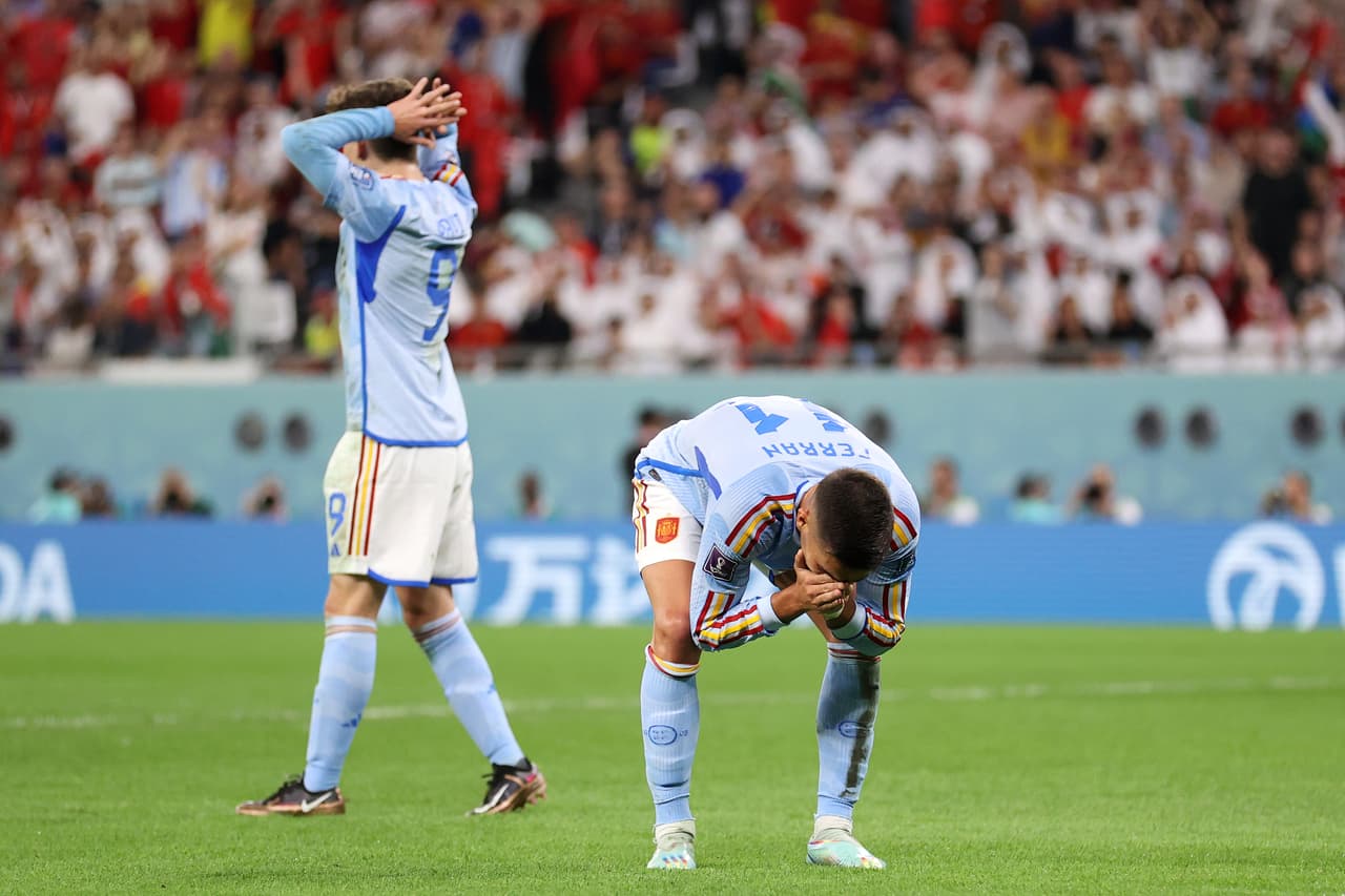 Ferran Torres se lamentaba por fallar una ocasión demasiado clara durante la primera mitad.