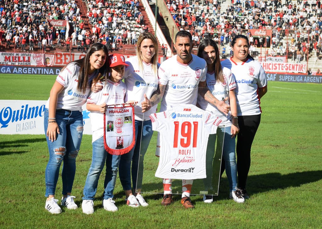 En febrero del 2015 volvió a casa. En su tercera con Huracán conquistó la Supercopa Argentina 2014 y el subcampeonato de la Copa Sudamericana 2015. El 12 de mayo de 2018 se retiró de las canchas en un duelo que terminó empato a 3 goles ante Boca Juniors.