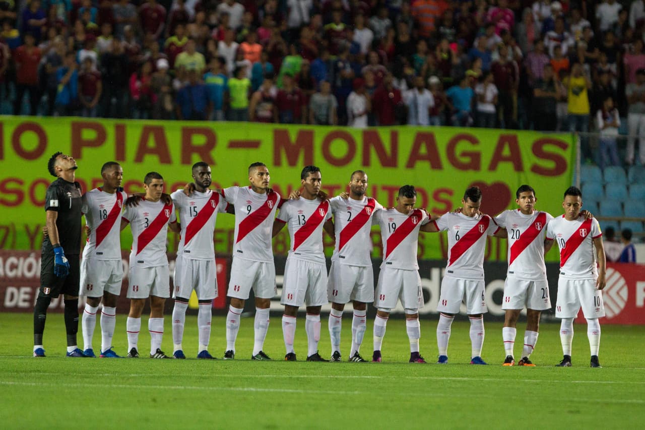 Antes del partido entre Venezuela y Perú, se rindió un homenaje a las víctimas del terremoto que sacudió tierras incas.