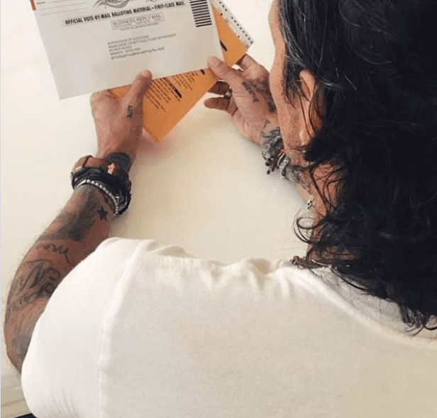 Marc Anthony| Así mostraron su voto las celebridades en sus redes sociales.