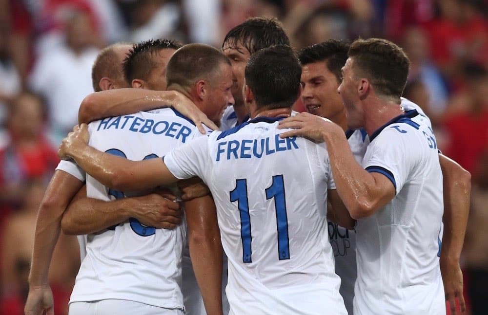 Hapoel Haifa 1-4 Atalanta: el club italiano dio el primer golpe en esta serie ante los israelíes. El colombiano Duván Zapata anotó su primer gol con la playera neroazzurra y además se estrenó como titular. Hateboer, Pasalic y Barrow también marcaron para los de Bergamo.