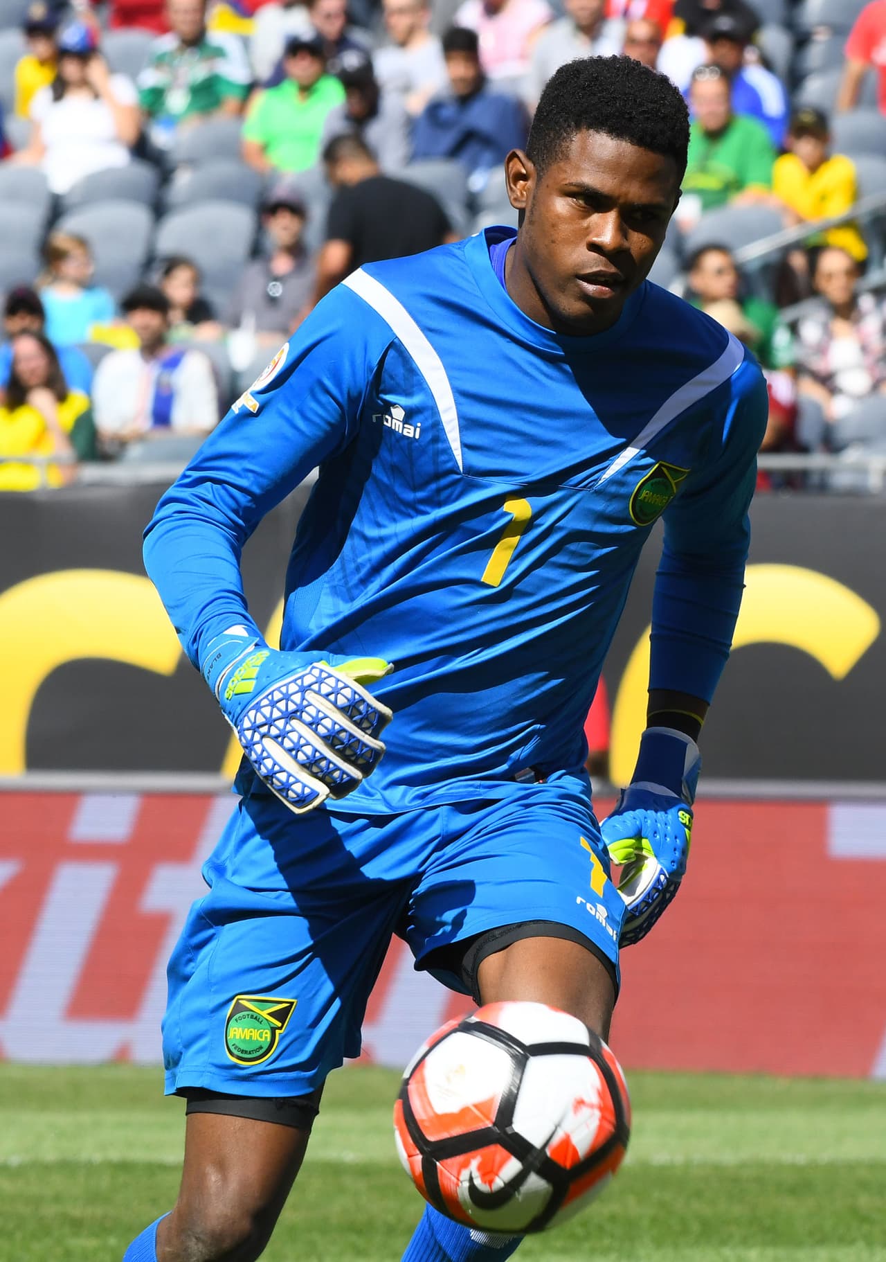 ¿Lo reconocen? Es Andre Blake, el arquero de Philadelphia Union, jugando para Jamaica.
<br>