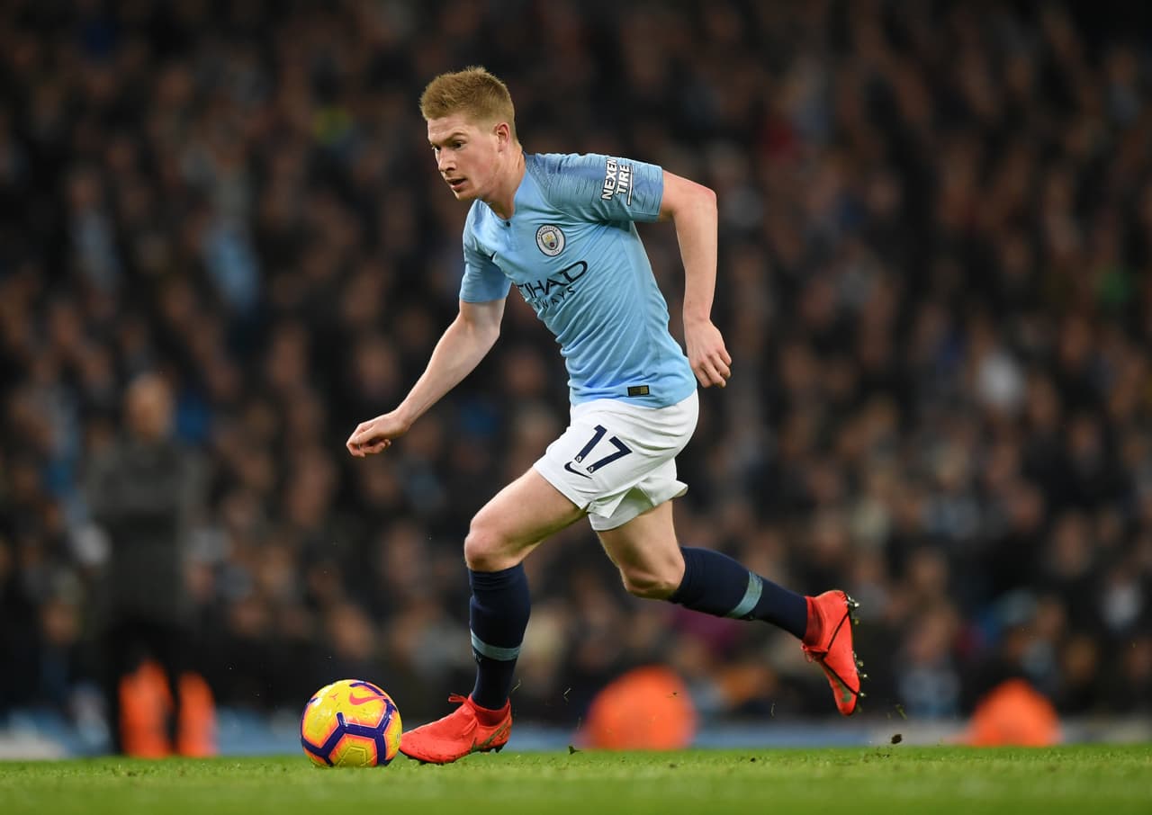 Kevin De Bruyne en Manchester City (2015), fichado por 75 millones de euros, unos 84 millones 146 mil dólares.