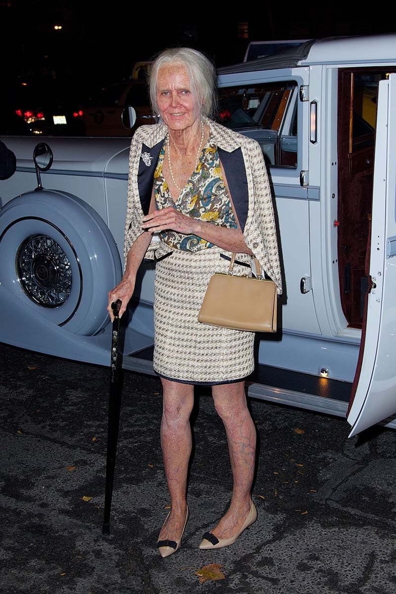 En 2003 se disfrazó de una ancianita.