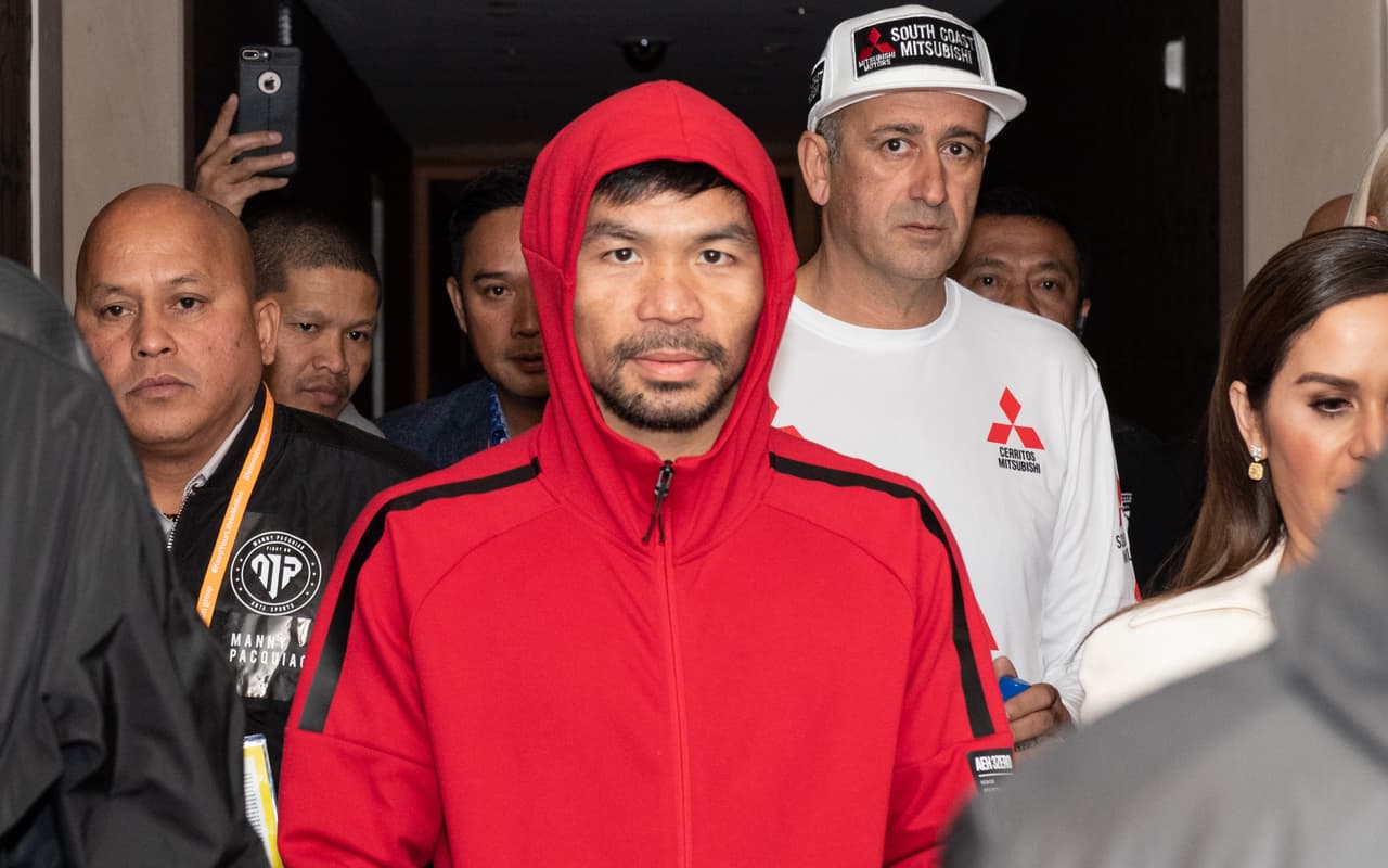 Manny Pacquiao ya está en el MGM Grand de Las Vegas para defender su título mundial wélter de la AMB contra Adrien Broner.