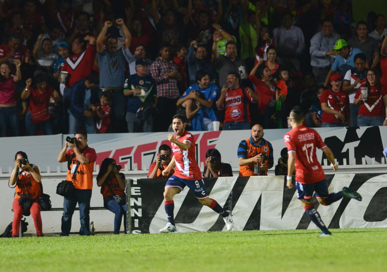 Lo Mejor del Veracruz Pumas: La picardía la puso Daniel Villalba que hizo que la defensa de Pumas trabajara de más a lo largo de los 90 minutos del encuentro. A tal grado que fue el hombre del gol cuando le ganó el salto a Van Rankin y anotó con un sólido cabezazo.