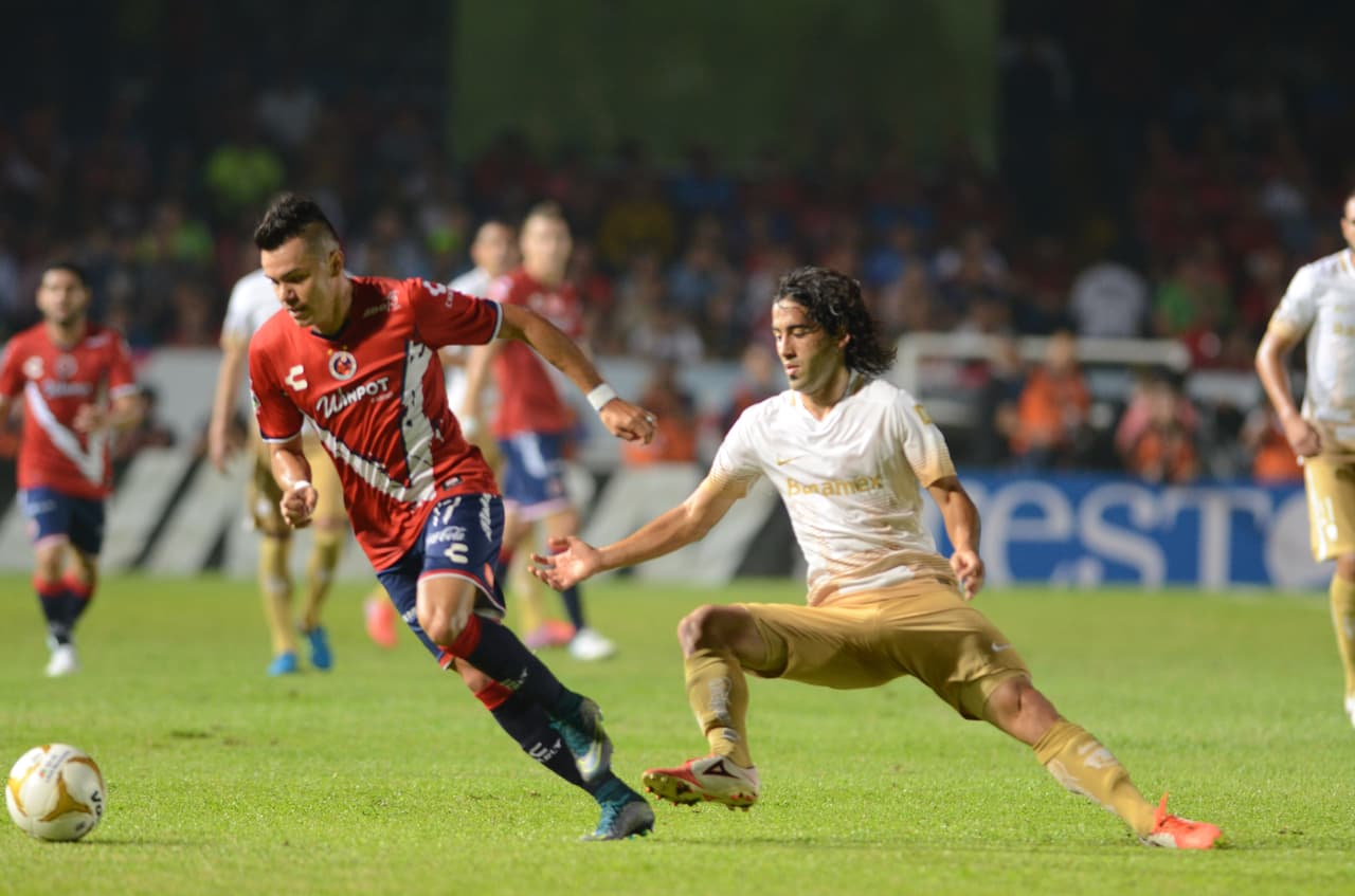 Lo inédito le correspondió a toda la delantera de los universitarios. No se habían ido sin anotar en todo el campeonato y lo hacen en el peor momento. La ofensiva más productiva en el torneo, se quedó en mera anécdota.