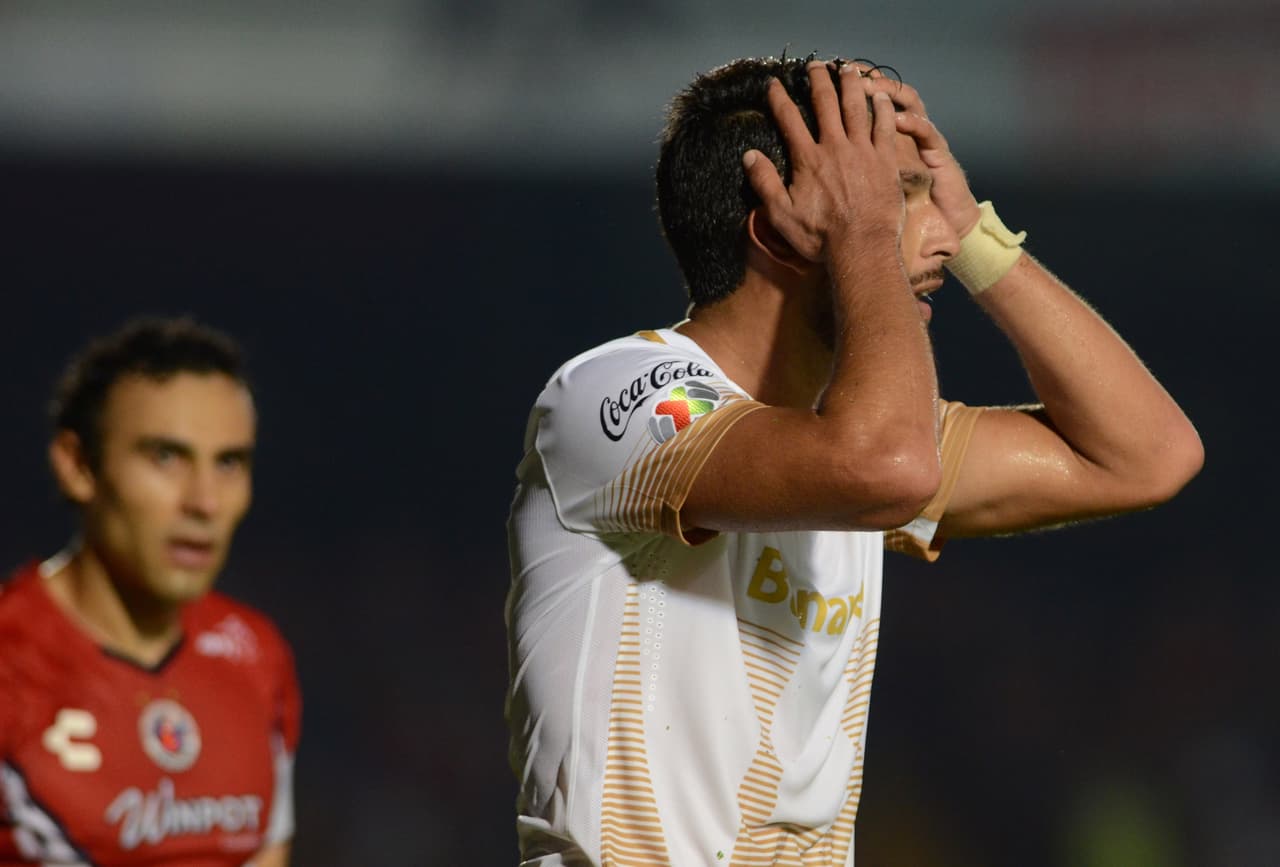 Lo peor: Universidad nunca consiguió entrar por completo al ritmo del encuentro. A tal grado que su técnico, Guillermo Vázquez se dijo sorprendido por lo mal que había jugado el equipo. No es de extrañar si desde el principio salieron a un ritmo que no era de Liguilla.