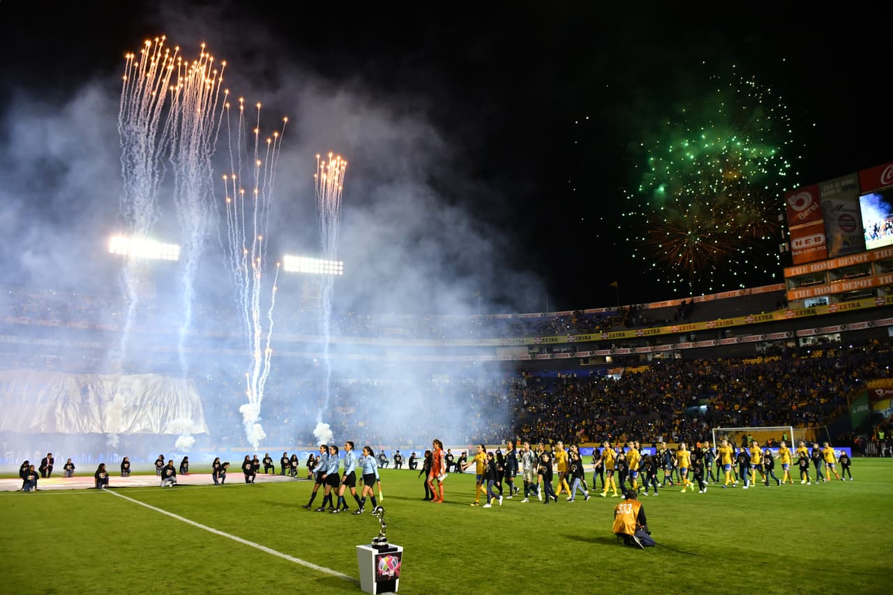 Un marco espectacular tuvo la Final de la Liga MX Femenil 2018 en el Estadio Universitario de Monterrey.