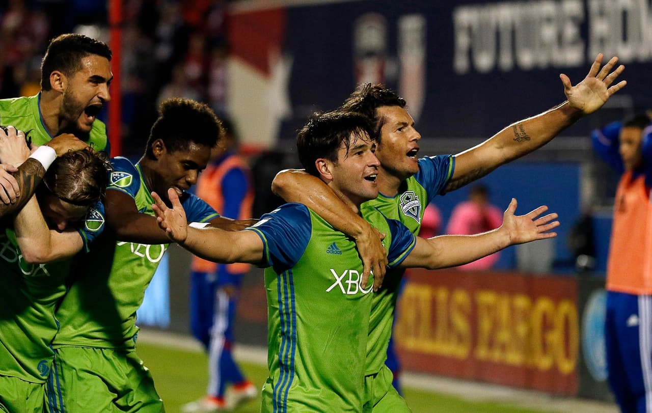 Un imparable Nicolás Lodeiro conduce las esperanzas de Seattle Sounders en los Playoffs