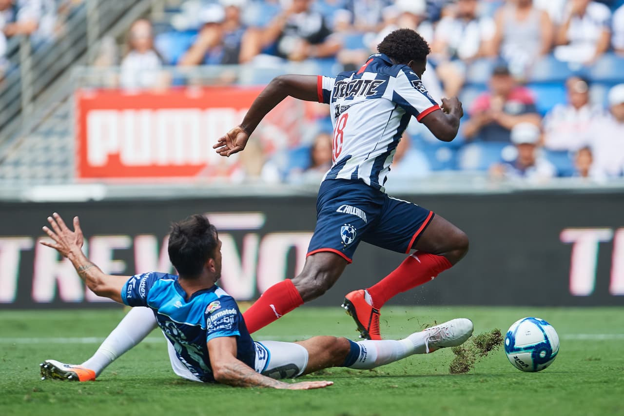 Al minuto 64 el Puebla igualó el partido gracias a que Brayan Angulo logró vencer a Marcelo Barovero.