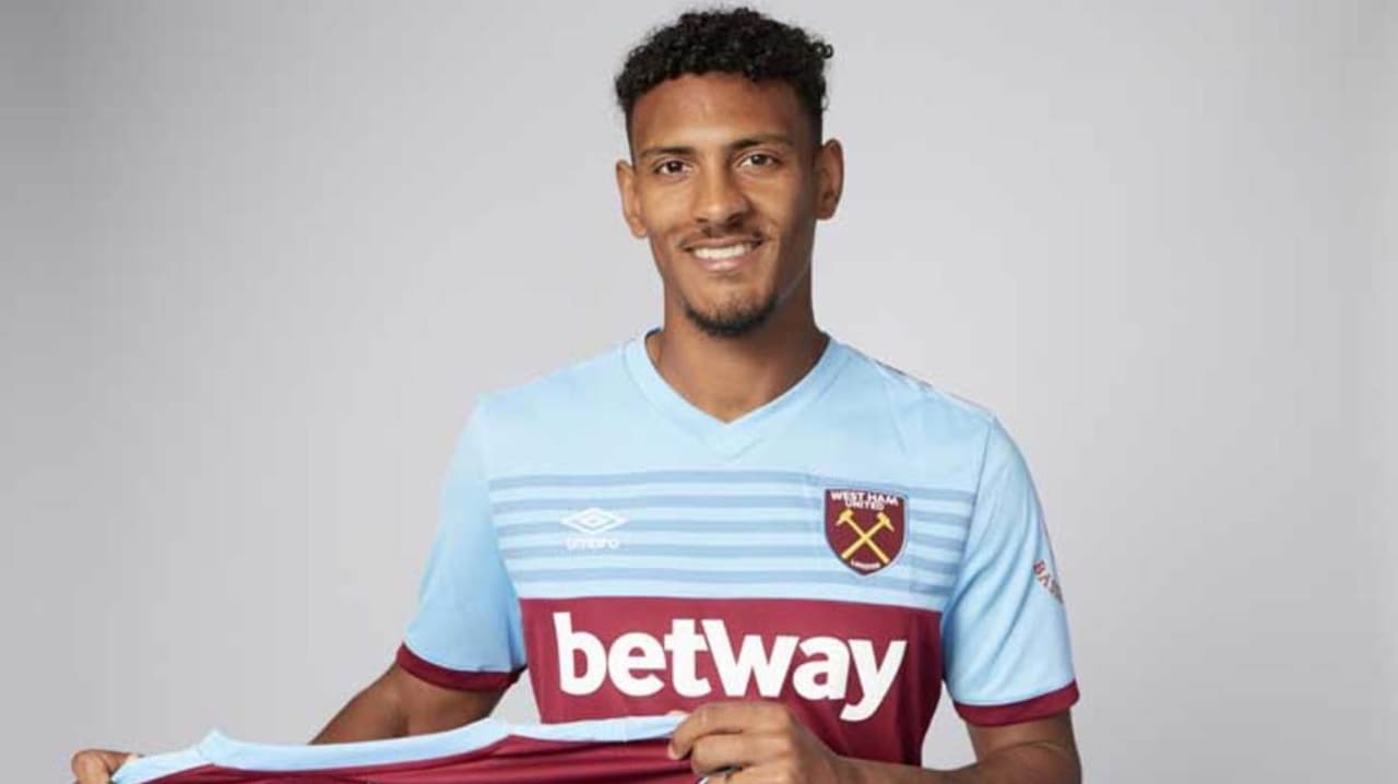 Le llegó competencia a Chicharito: el West Ham fichó a Sébastien Haller