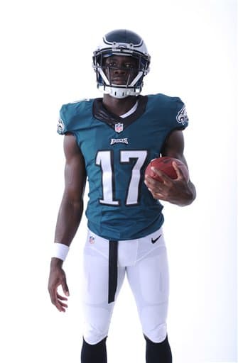Mira las imágenes dentro y fuera del campo del nigeriano WR, selección de los Eagles, Nelson Agholor (AP-NFL).