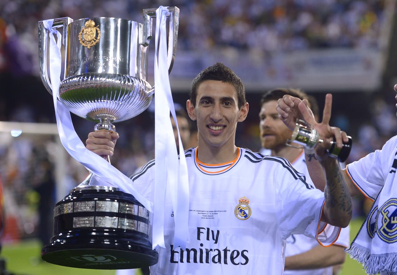 Ángel Di María fue la gran figura en la final de la Décima Champions League del Real Madrid, pero el equipo decidió sacarlo en el siguiente mercado. Actualmente la rompe en el PSG.