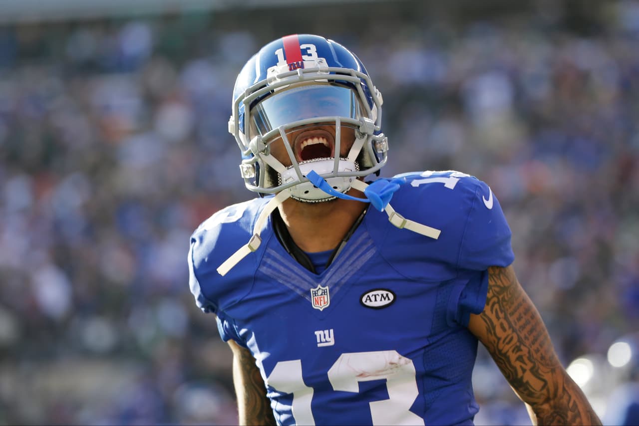 Los New York Jets vencieron 23 - 20 a los New York Giants en dramático partido que se definió en tiempo extra.