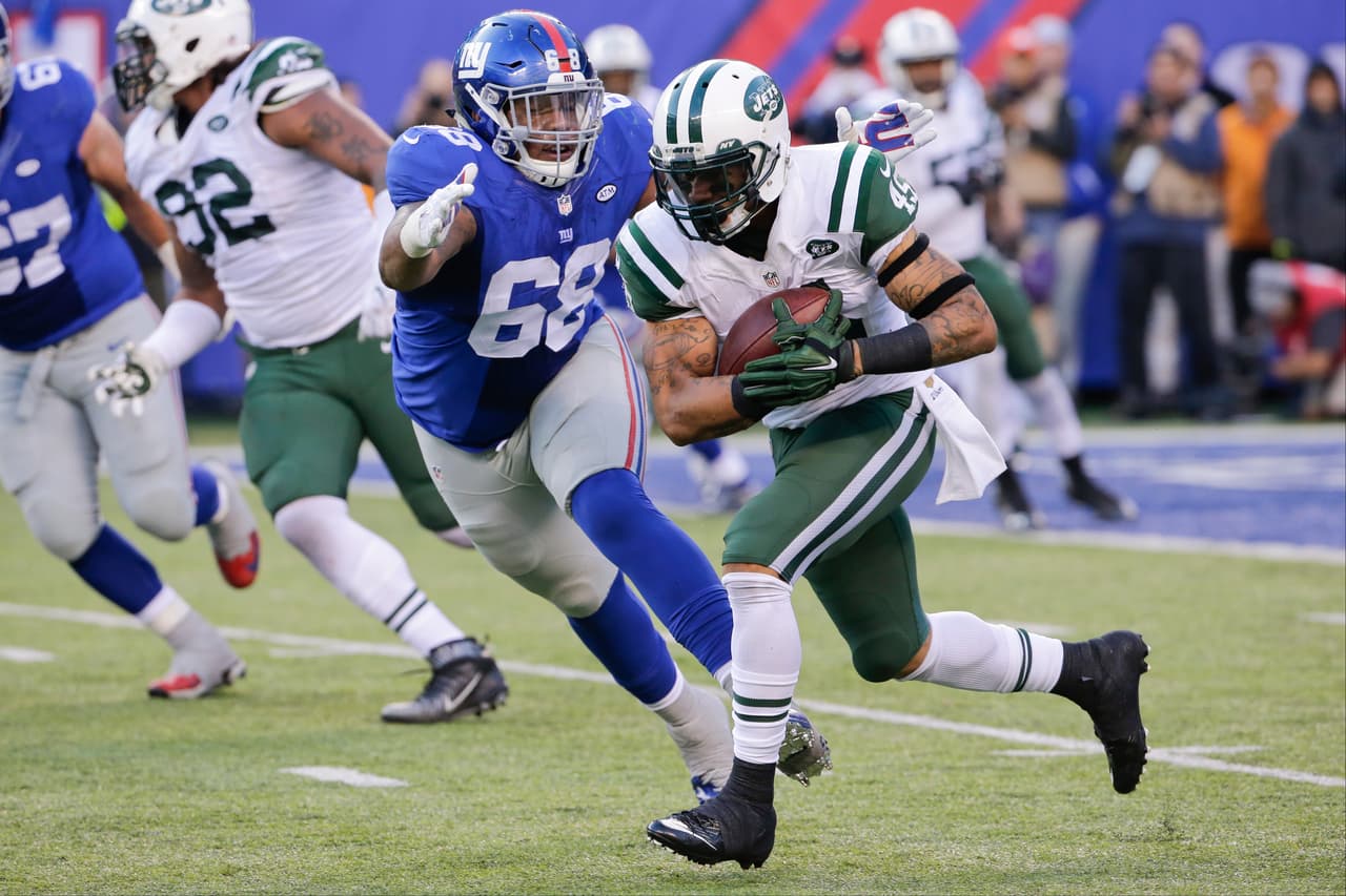Los New York Jets vencieron 23 - 20 a los New York Giants en dramático partido que se definió en tiempo extra.